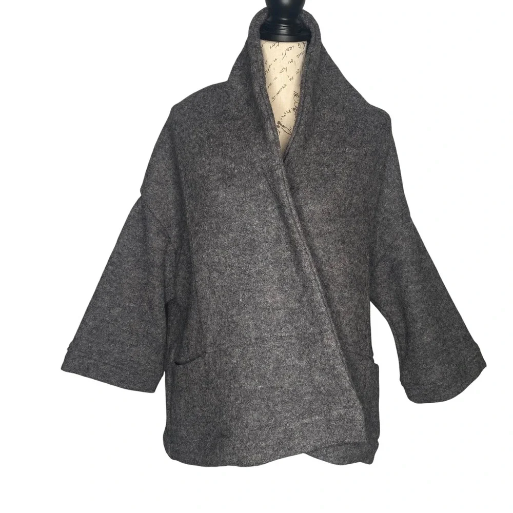 NEVER ENOUGH Mens Grey Wool Blend Shawl Collar Wrap Jacket Coat Sz M Unisex‎